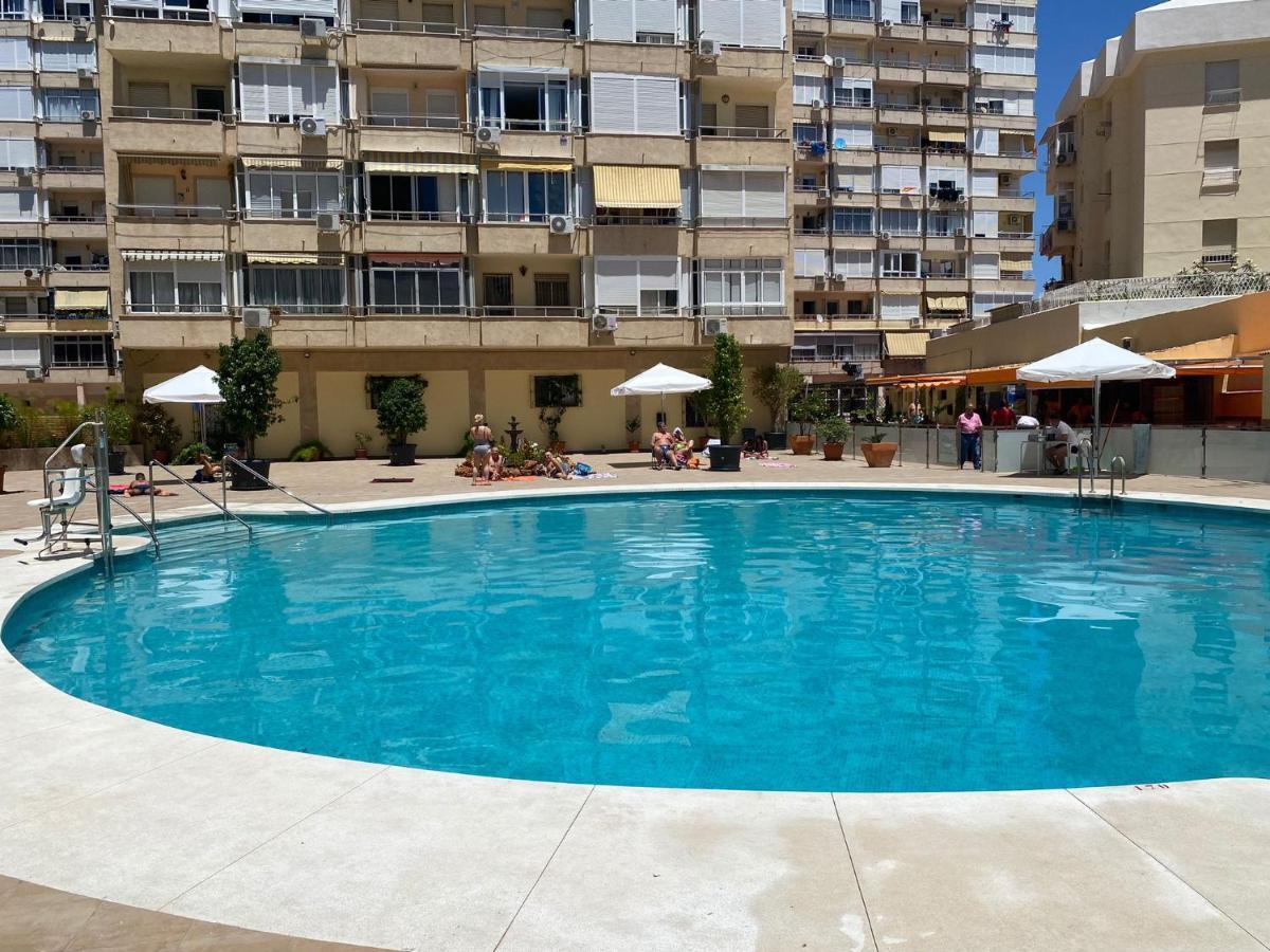 Apartamento Sonia Τορρεμολίνος Εξωτερικό φωτογραφία