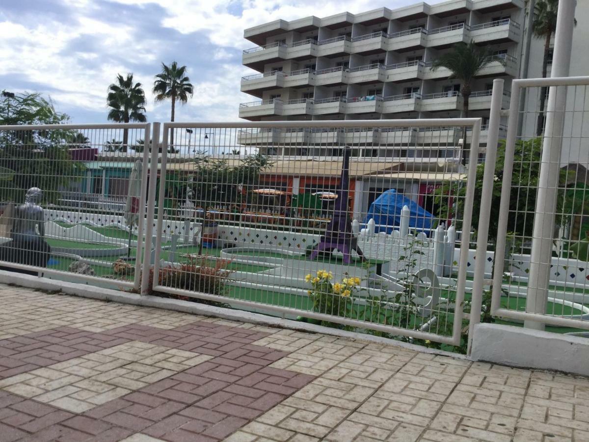 Apartamento Sonia Τορρεμολίνος Εξωτερικό φωτογραφία